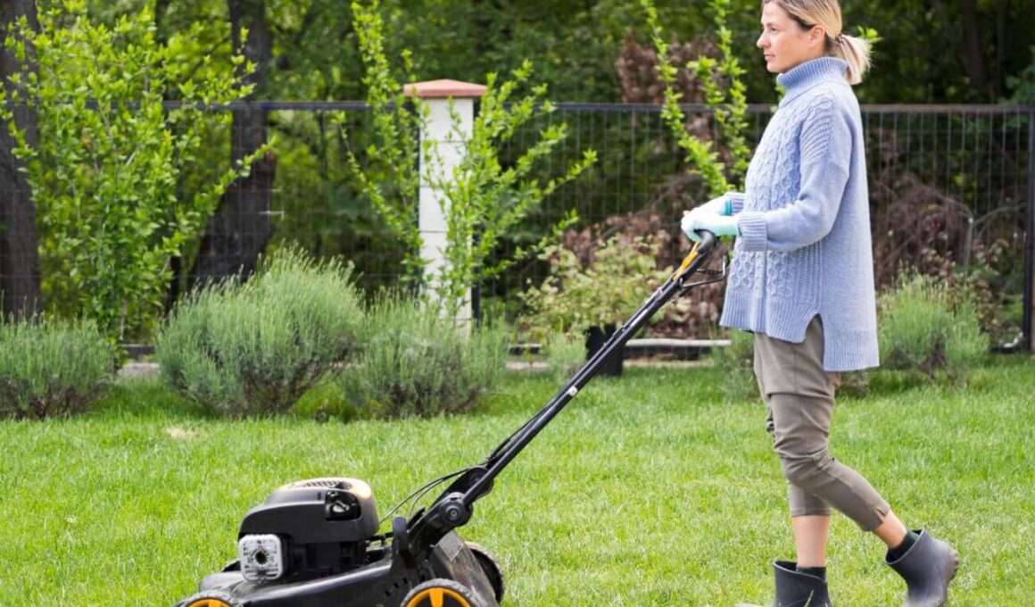 can i mow the lawn while pregnant