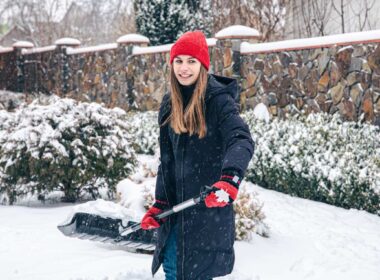 can i shovel snow while pregnant