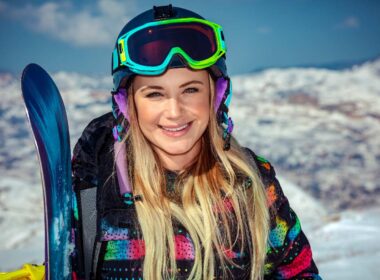 can you snowboard while pregnant