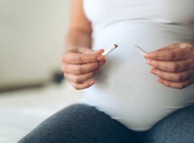 smelling cigarette smoke while pregnant